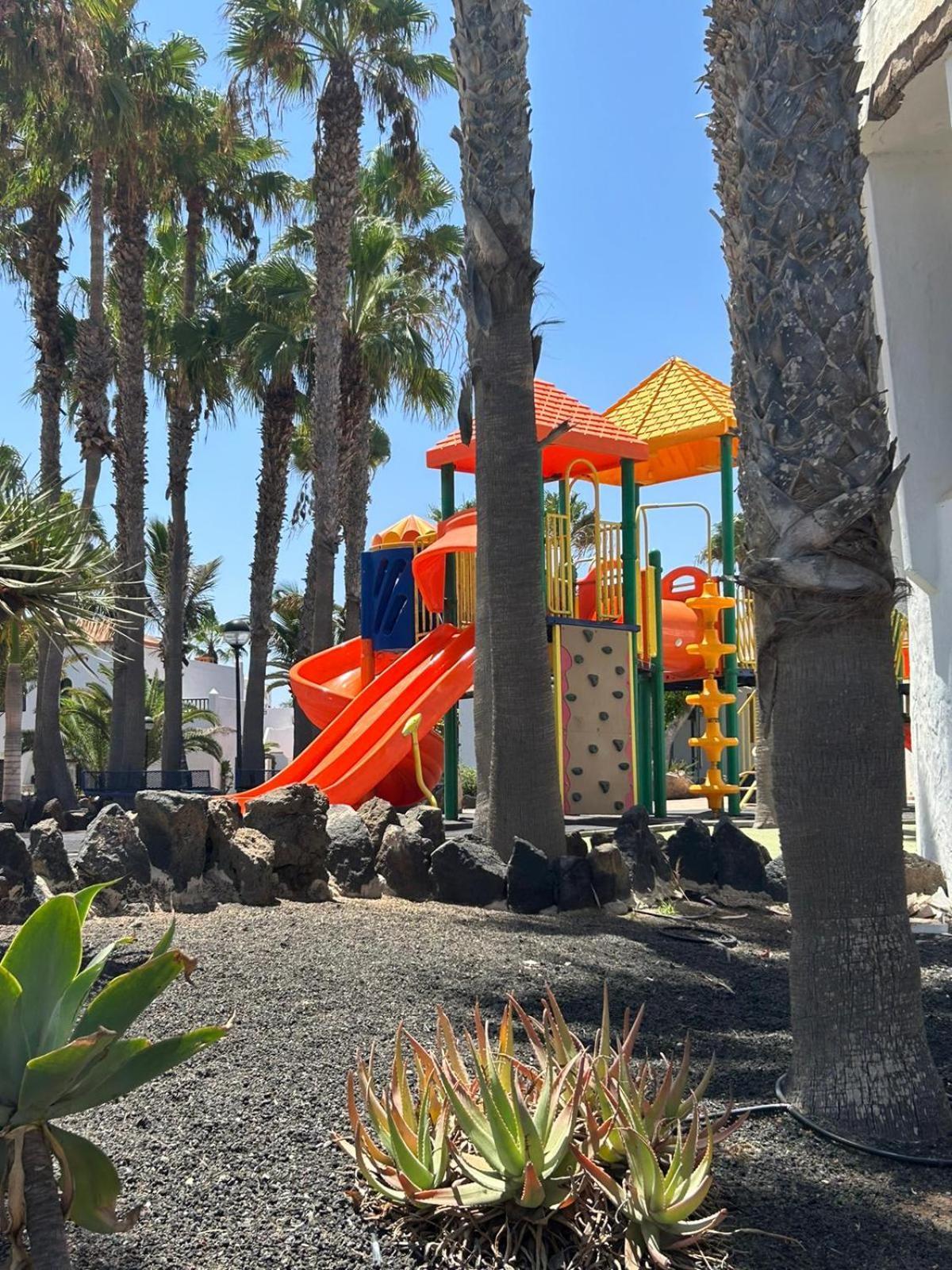 Apartamentos Gala Corralejo Eksteriør bilde