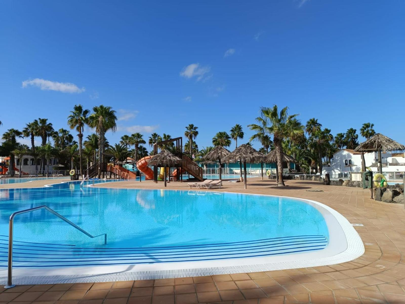 Apartamentos Gala Corralejo Eksteriør bilde