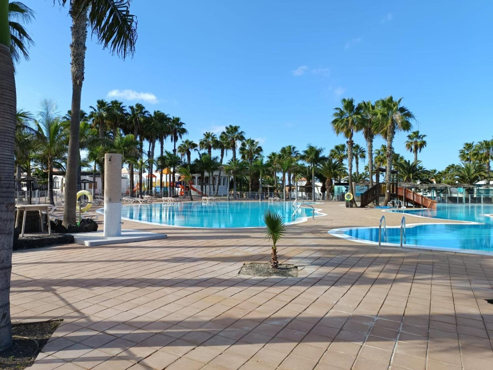 Apartamentos Gala Corralejo Eksteriør bilde